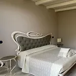 Bed and Breakfast Casale Raffaello Albese Con Cassano