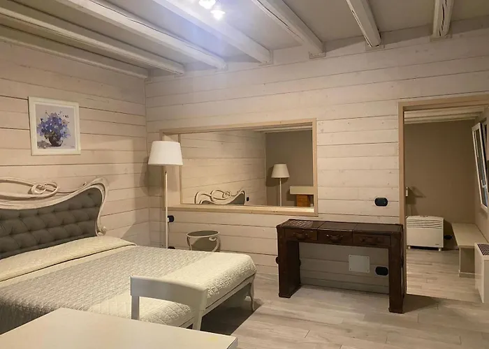 Casale Raffaello 4*