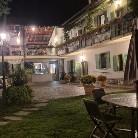 Casale Raffaello 4*