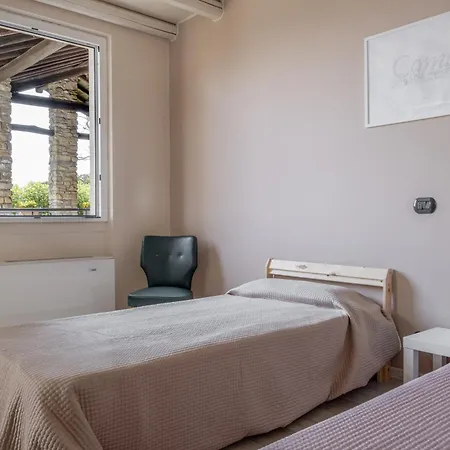 Casale Raffaello Oda ve Kahvaltı Albese Con Cassano